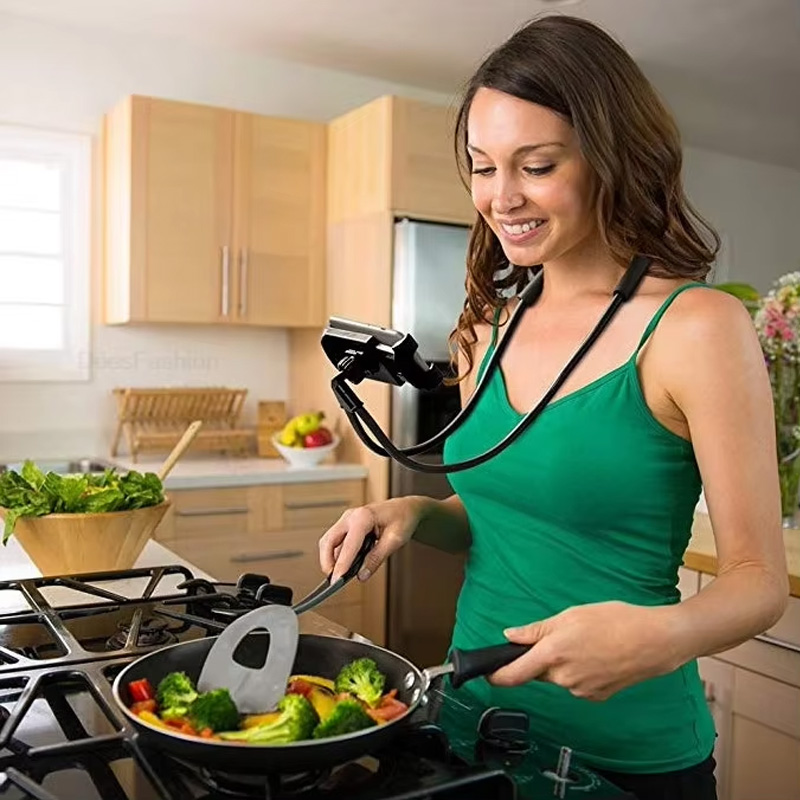 유연한 휴대폰 홀더 목걸이형 거치대 침대용 360도 회 - Neck Hanging Phone Holder review and price
